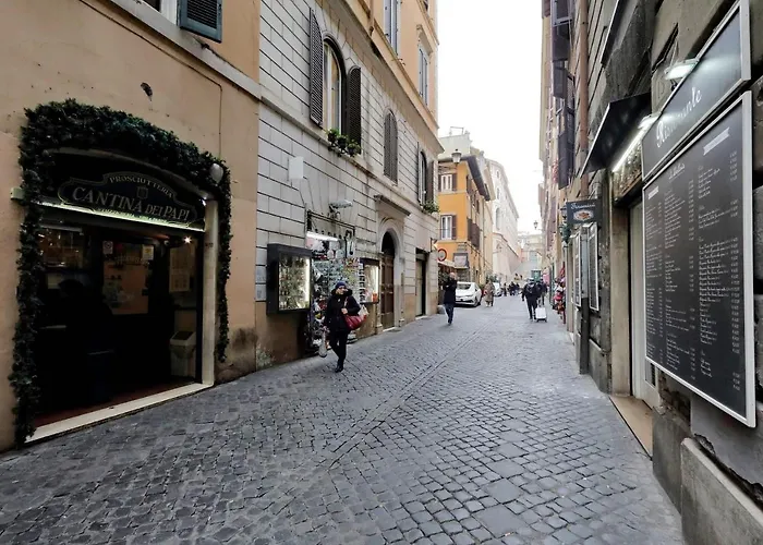 Eve Guest House At Trevi Fountain