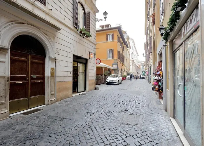 Eve Guest House At Trevi Fountain
